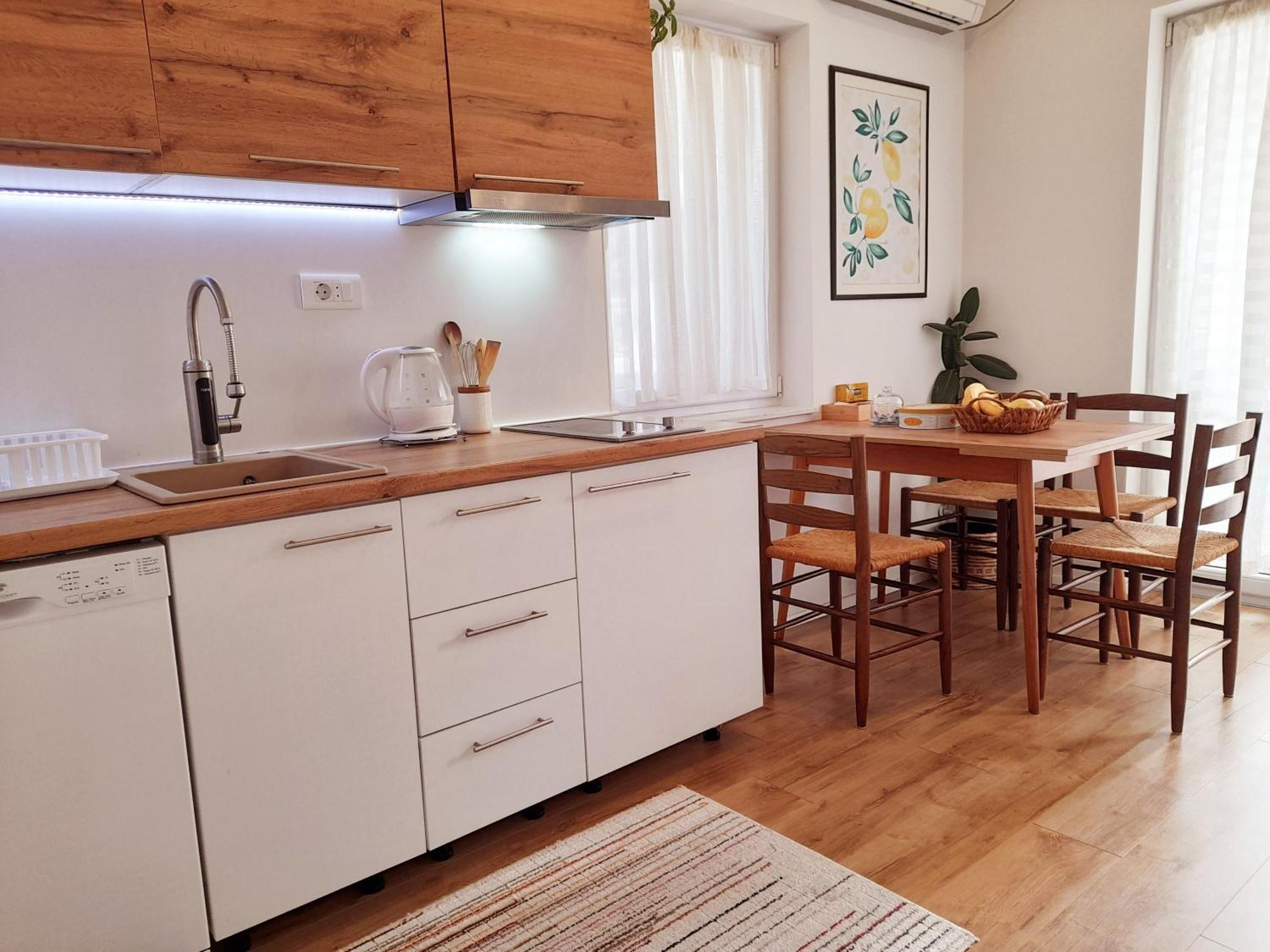 Central Modern Apt With Garden สตรูกา ภายนอก รูปภาพ