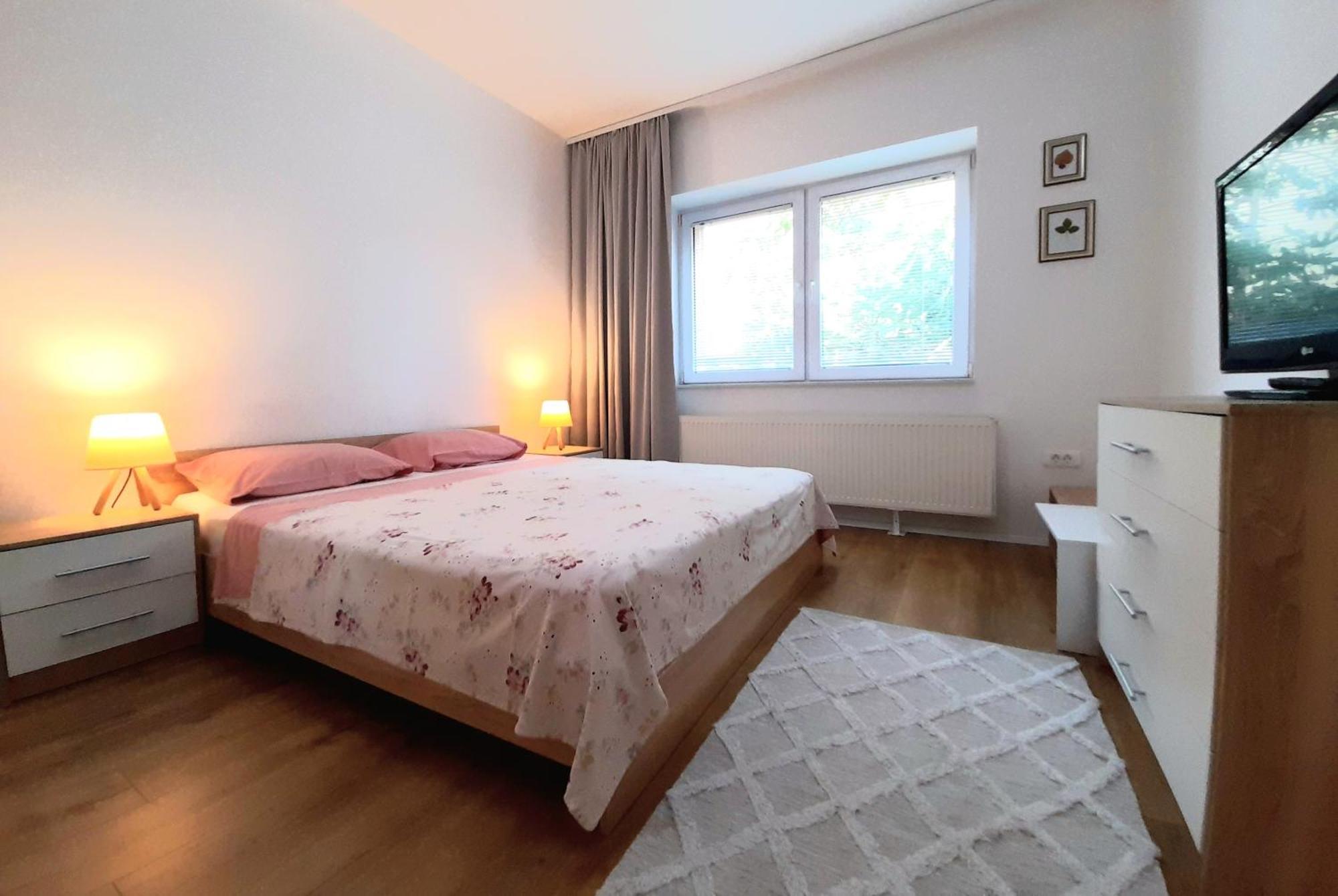 Central Modern Apt With Garden สตรูกา ภายนอก รูปภาพ